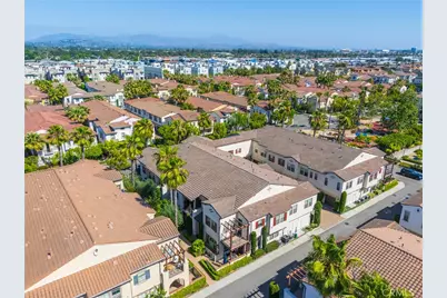 585 S Kroeger, Anaheim, CA 92805 - Photo 39