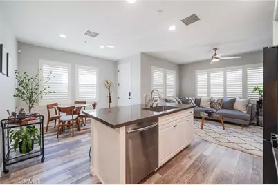 585 S Kroeger, Anaheim, CA 92805 - Photo 13