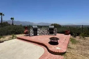 11954 Edgecliff, Sylmar, CA 91342 - Photo 15