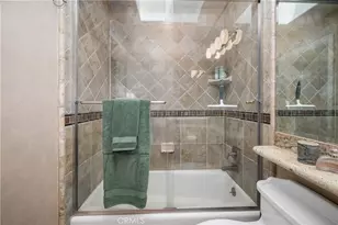 140 12th St, Seal Beach, CA 90740 - Photo 23