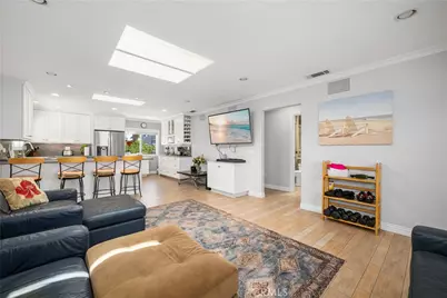 140 12th Street, Seal Beach, CA 90740 - Photo 13