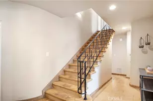 2105 N Heliotrope Dr, Santa Ana, CA 92706 - Photo 27