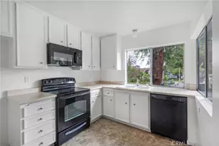 5427 E Pine Ridge Way, Anaheim, CA 92807 - Photo 5