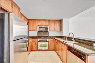 411 W Seaside Wy, Long Beach, CA 90802 - Photo 15