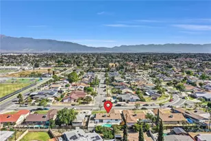 16341 Holly, Fontana, CA 92335 - Photo 31