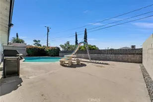 16341 Holly, Fontana, CA 92335 - Photo 23
