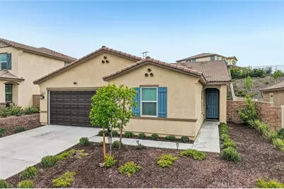 41018 Chambord, Lake Elsinore, CA 92532 - Photo 3