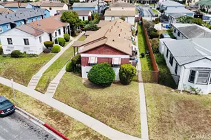 10846 S Manhattan, Los Angeles, CA 90047 - Photo 3