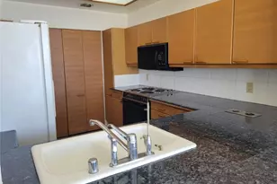 1310 E Ocean, Long Beach, CA 90802 - Photo 25