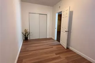 260 E S, Long Beach, CA 90805 - Photo 7