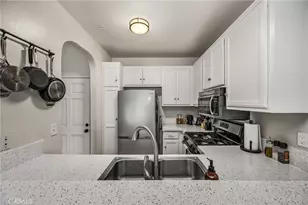 555 Maine Ave, Long Beach, CA 90802 - Photo 17