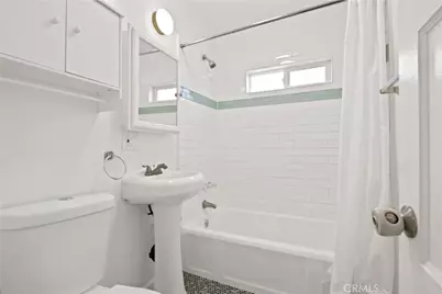 2075 E Broadway, Long Beach, CA 90803 - Photo 9