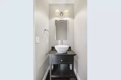 809 N Spurgeon Street #5, Santa Ana, CA 92701 - Photo 5