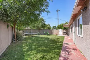 13478 Fanshaw Ave, Paramount, CA 90723 - Photo 23