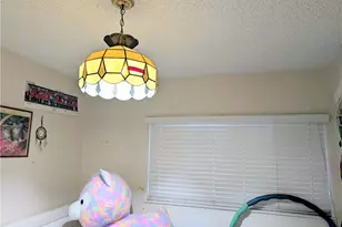 701 N Sunset St, Santa Ana, CA 92703 - Photo 11