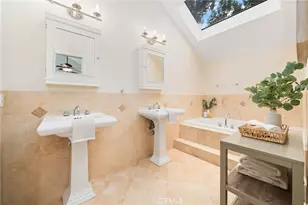 460 Providence Ct, Long Beach, CA 90803 - Photo 17