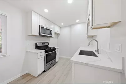 6600 Warner, Huntington Beach, CA 92647 - Photo 13