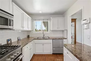 956 W Wilson St, Costa Mesa, CA 92627 - Photo 9