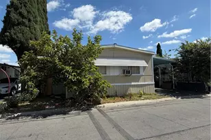 320 N Park Vista Spc 81, Anaheim, CA 92806 - Photo 3