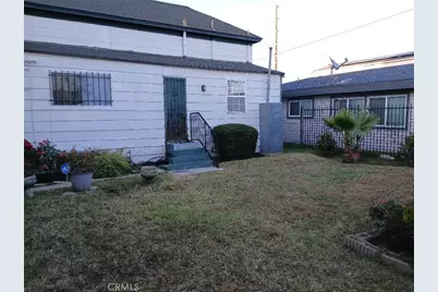 940 W 78th Street, Los Angeles, CA 90044 - Photo 11