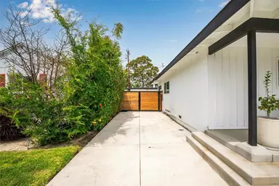 6135 E 23rd Street, Long Beach, CA 90815 - Photo 47