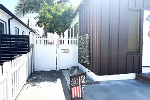 320 14th St, Seal Beach, CA 90740 - Photo 3