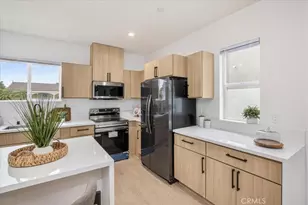16619 Lake Ave, Paramount, CA 90723 - Photo 9