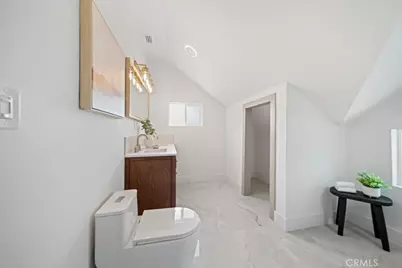 1676 W 24th, Los Angeles, CA 90007 - Photo 43