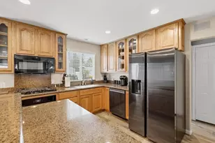 6261 Vanguard Ave, Garden Grove, CA 92845 - Photo 13