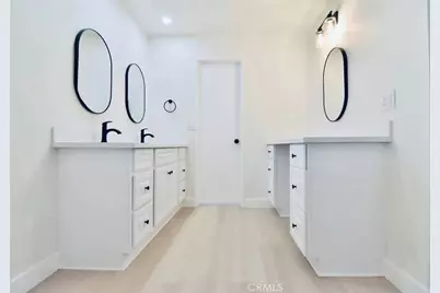 9850 Garfield Avenue #5, Huntington Beach, CA 92646 - Photo 5