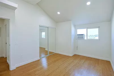4828 W 5th #E, Santa Ana, CA 92703 - Photo 25
