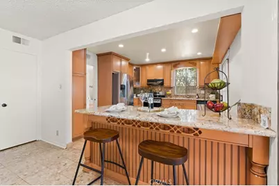 5460 E Village Drive, Commerce, CA 90040 - Photo 13