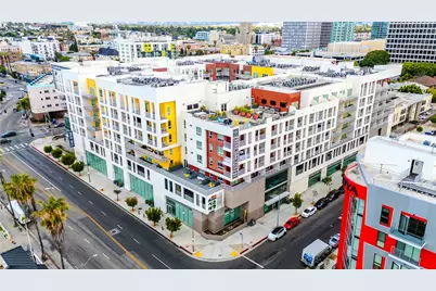 750 S Oxford, Los Angeles, CA 90005 - Photo 3