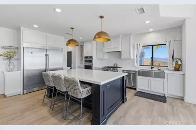 30931 Blackhorse, Canyon Lake, CA 92587 - Photo 11