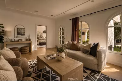 1519 Courtney Avenue, Los Angeles, CA 90046 - Photo 3