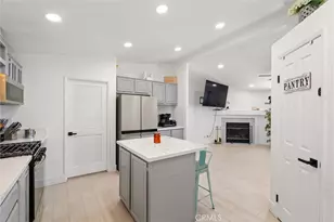 21851 Newland Square, Huntington Beach, CA 92646 - Photo 21