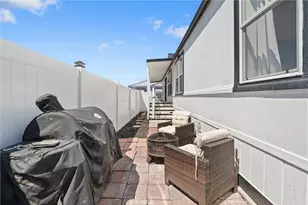 21851 Newland Square, Huntington Beach, CA 92646 - Photo 39