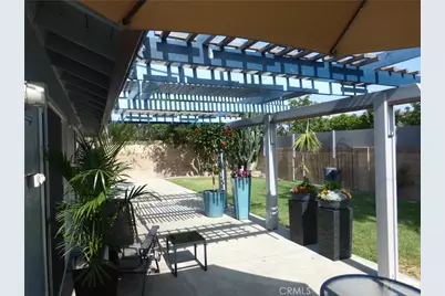 8881 Albatross Dr, Huntington Beach, CA 92646 - Photo 27