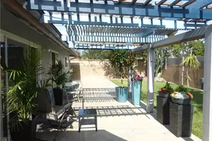 8881 Albatross Dr, Huntington Beach, CA 92646 - Photo 31