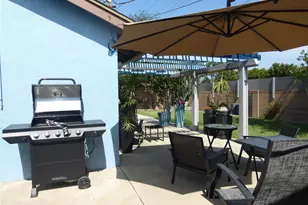 8881 Albatross Dr, Huntington Beach, CA 92646 - Photo 25