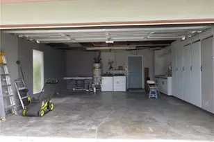 8881 Albatross Dr, Huntington Beach, CA 92646 - Photo 23