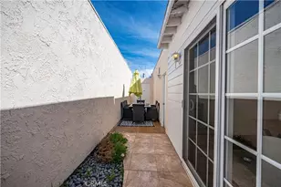 7055 Island Village Dr, Long Beach, CA 90803 - Photo 25