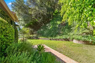 1821 Mandeville Canyon, Los Angeles, CA 90049 - Photo 47