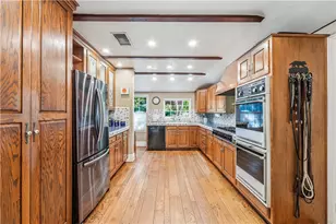 1821 Mandeville Canyon, Los Angeles, CA 90049 - Photo 19