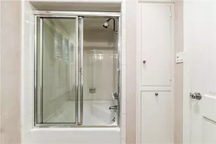 1821 Mandeville Canyon, Los Angeles, CA 90049 - Photo 29