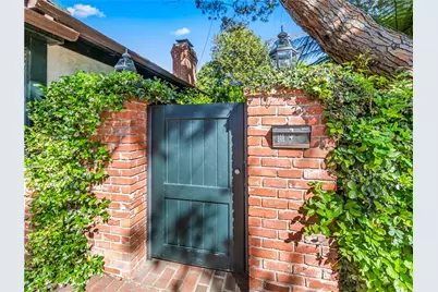 1821 Mandeville Canyon, Los Angeles, CA 90049 - Photo 3