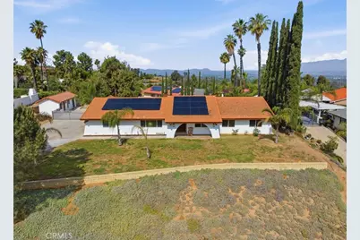 15745 Saddleback Road, Riverside, CA 92506 - Photo 15
