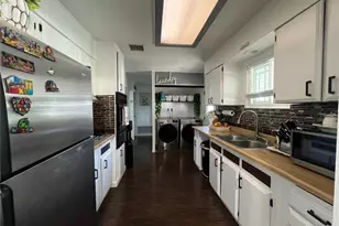 320 N Park Vista Street, Anaheim, CA 92806 - Photo 7