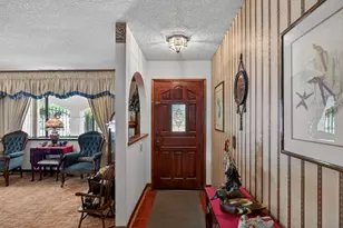 9102 Camphor, Hesperia, CA 92345 - Photo 5