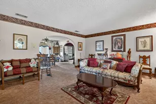 9102 Camphor, Hesperia, CA 92345 - Photo 7